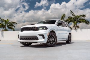 white dodge durango hemi front view
