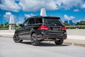 black mercedes benz gle back view