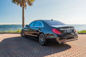 black mercedes benz s580 sedan back view left